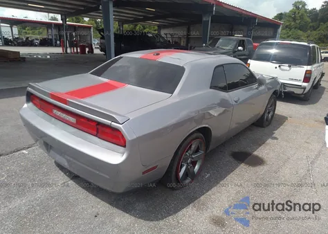 2013 Dodge Challenger Sxt z USA, uszkodzony, nr VIN 2C3CDYAG4DH729085